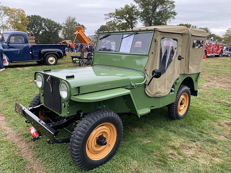 File:1946 Willys CJ2A all original at 2019 AACA Hershey meet 1of5.jpg