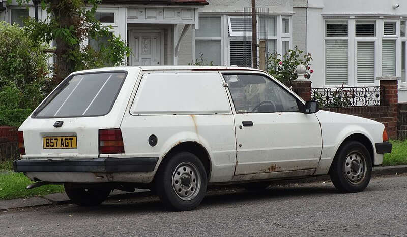 File:1984 Ford Escort Popular Van.jpg