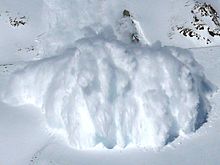 A powder snow avalanche 2007-02-15-CLB-Couloir2-1c.JPG