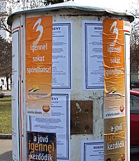 Fidesz posters at Hungarian fees abolishment referendum, 2008. 2008-nepszavazas plakatok.jpg