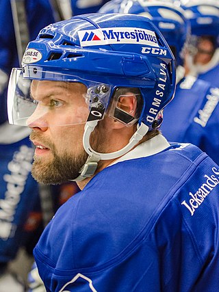 <span class="mw-page-title-main">Joonas Rönnberg</span> Finnish ice hockey player