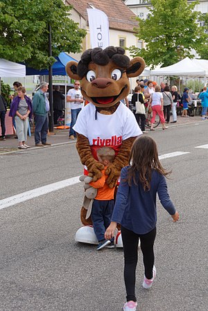 La mascotte a du succès.