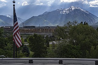 <span class="mw-page-title-main">Broads Fork Twin Peaks</span> Mountain in the American state of Utah