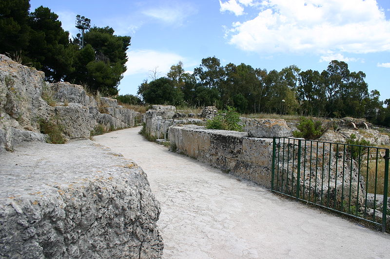 File:2389 - Siracusa - Anfiteatro romano - Foto Giovanni Dall'Orto, 21-May-2008.jpg