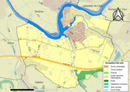 Kolorowa mapa przedstawiająca użytkowanie gruntów.