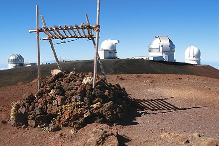 Four observatories from the summit (left to right): UKIRT, UH88, Gemini North, and CFHT
