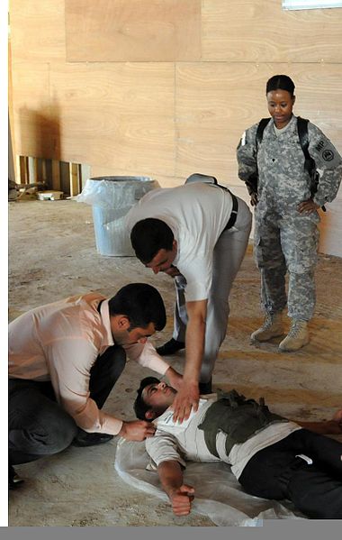 File:A U.S. Soldier with the 239th Military Police Company observes as Iraqi police officers execute a medical response drill during training on Contingency Operating Site Kalsu, Iraq, March 29, 2011 110329-A-JQ444-002.jpg