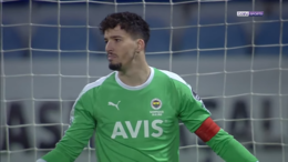 Altay Bayındır (2021-22 Süper Lig) - Resim1.png