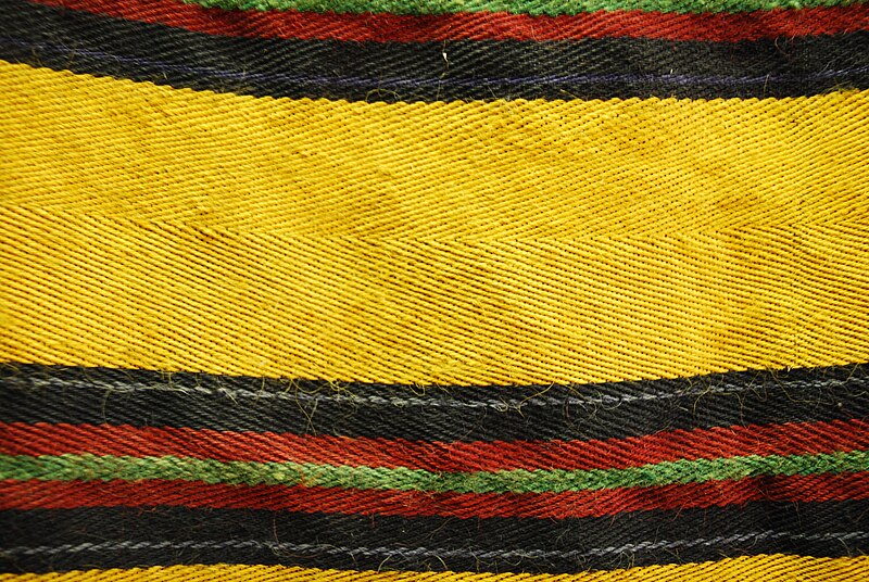 File:Apron from Maramures - colorful pattern.jpg