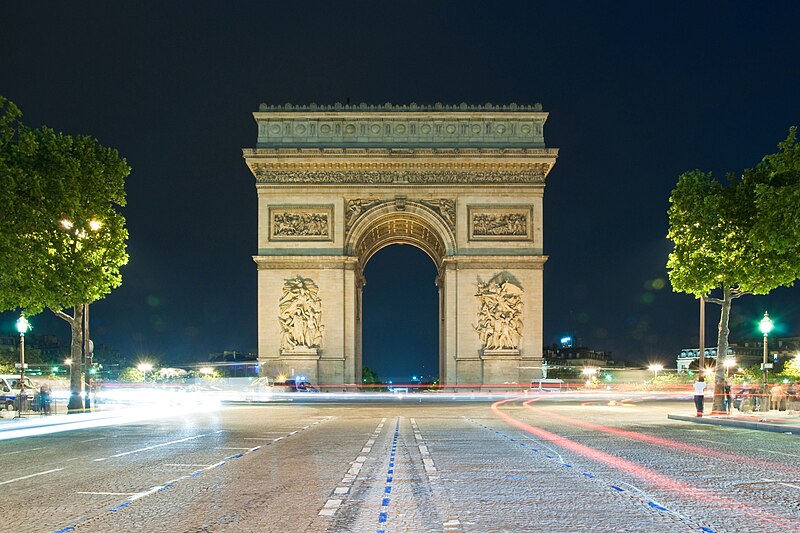 File:Arc by night, Paris 27 June 2012.jpg