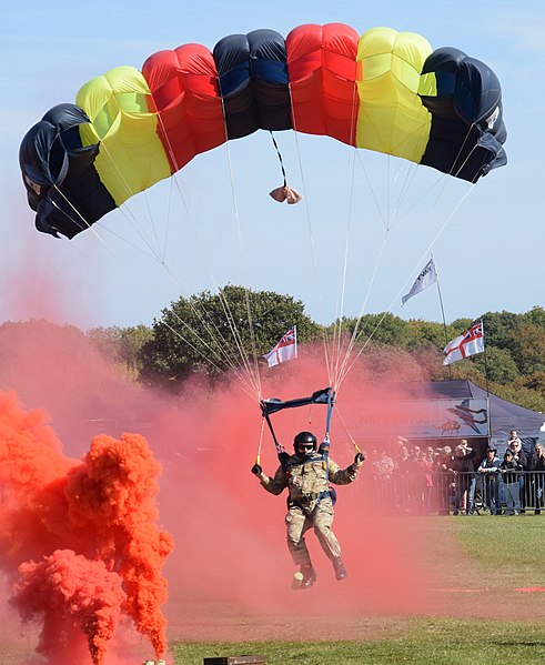 File:Army display parachutist landing 29Sept2018 arp.jpg