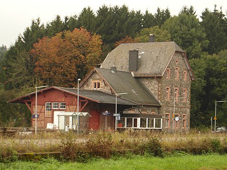 Bahnhof Langenhahn 01.JPG