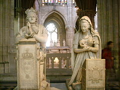 Basilica di saint Denis tomba luigi xvi e maria antonietta.JPG