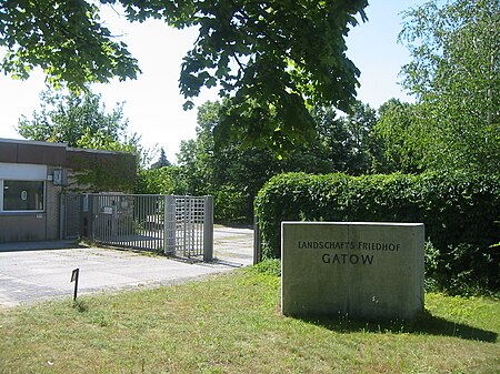 Berlin Gatow Landschaftsfriedhof Eingang