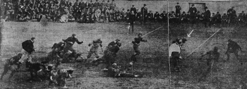 File:Bo McMillin touchdown, Centre vs. Harvard 1921.png