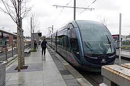 Tram naar Bordeaux (lijn D) bij eindpunt Eysines Cantinolle