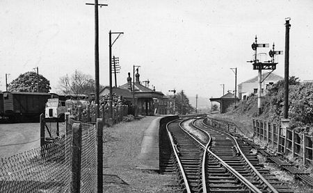 Brynmenyn Station 1930549