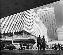 In Berlin, the Strelzyk family stays at the Hotel Stadt Berlin to establish contact with the local US embassy. Bundesarchiv Bild 183-M0921-0310, Berlin, Alexanderplatz, Hotel "Stadt Berlin", "Centrum"-Warenhaus.jpg