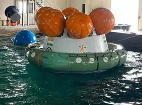 File:CMRM with Buoy & Up-righting Floats.webp