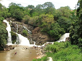 Binda Falls on the Queve