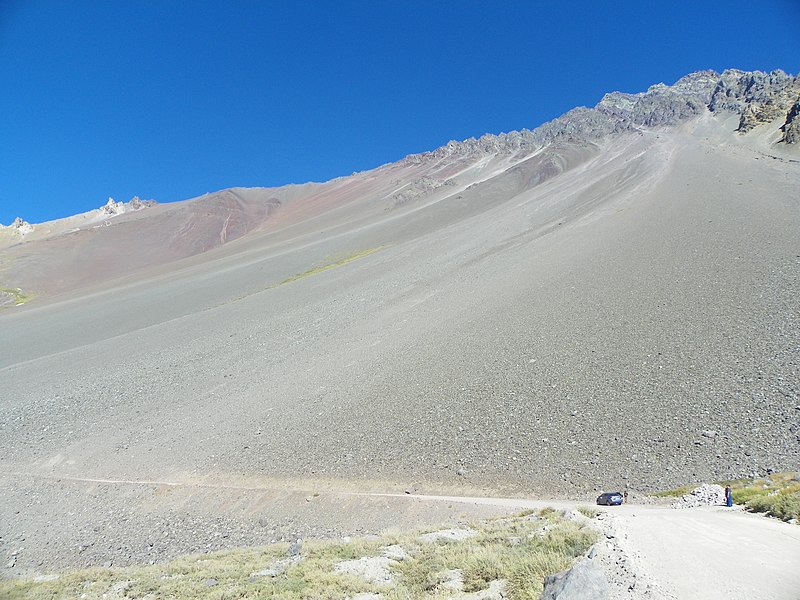 File:Cajón Del Maipo, RM, Chile - panoramio (12).jpg