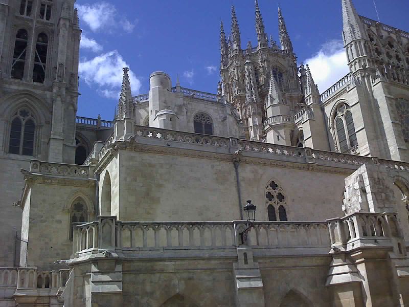 File:Catedral de Burgos 23-07-07 1646.jpg