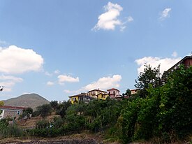 Cavanella Vara (Beverino)-panorama dalla provinciale.jpg