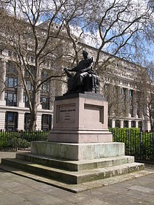 Charles James Fox Statue, Bloomsbury Square Charles James Fox statue, Bloomsbury Square.jpg