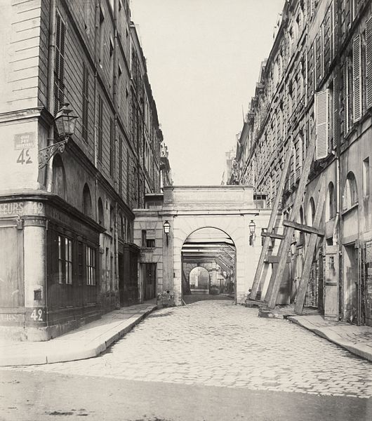 File:Charles Marville, Rue de Harlay au Palais, ca. 1853–70.jpg