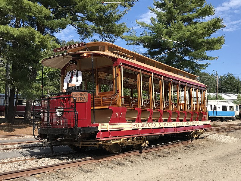 File:Conductor operates Biddeford & Saco car 31.jpg