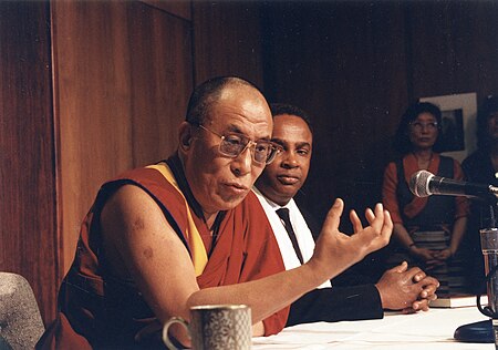 ไฟล์:Dalai_Lama_and_Seattle_Mayor_Norm_Rice,_1993.jpg