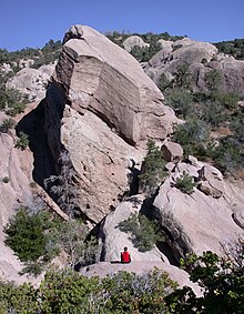 Ібілістің Punchbowl Rocks sm.jpg