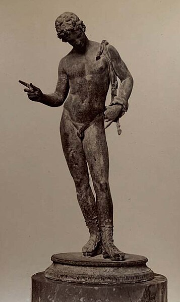 File:Dionysus, called Narcissus, from Pompeii 1.jpg