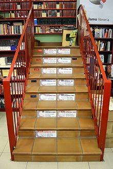 Escalera de Librería Cálamo.JPG