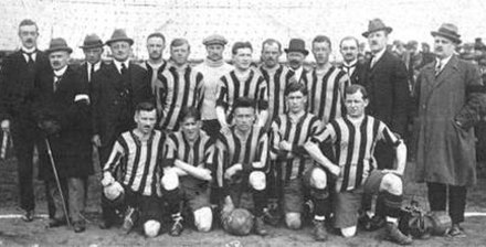 Picture of the 1919–20 squad