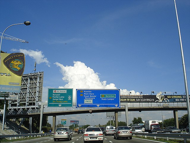 The Petaling Jaya stretch of the Federal Highway leading towards Kuala Lumpur