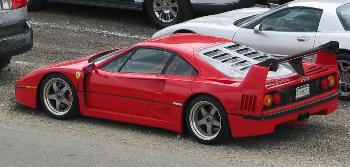 1200px Ferrari_F40
