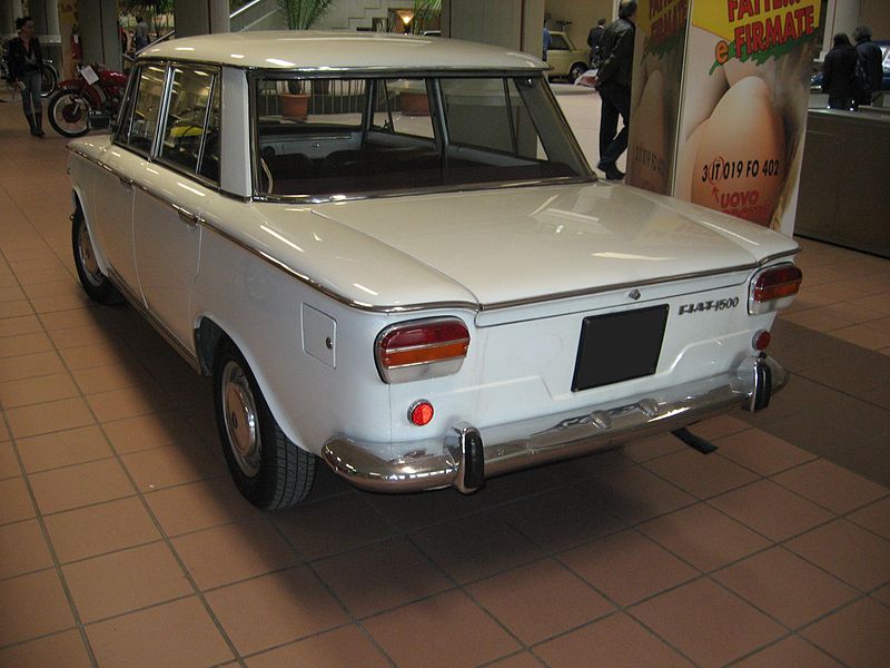 File:Fiat 1500-Rear.JPG