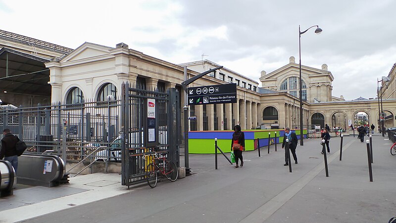 File:Gare-du-Nord - 2013-04-22 - IMG 141802.jpg