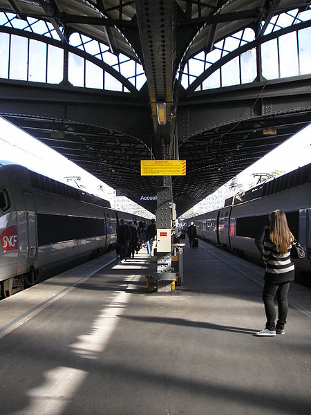 File:Gare de l'Est Paris 2007 057.jpg