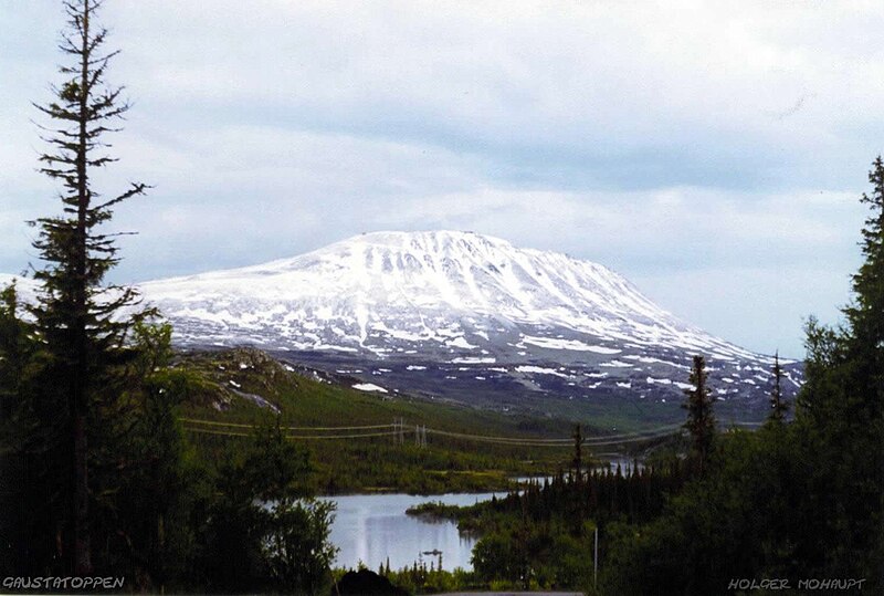 File:Gaustatoppen - panoramio - holger mohaupt (2).jpg