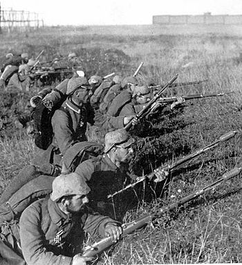 German soldiers Battle of Marne WWI.jpg