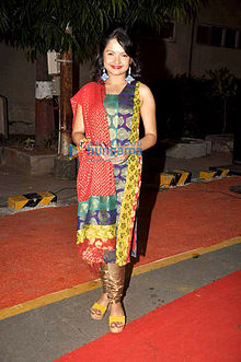 جیا آ مانک در دوازدهمین دوره جوایز آکادمی تلویزیون هند 2012.jpg