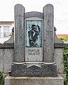 * Nomination Tomb family Brauch, granite and galvanic relief, around 1910/20 in the monument zone old cemetery in Haßloch --F. Riedelio 06:53, 25 September 2022 (UTC) * Promotion  Support Good quality. --Jsamwrites 07:34, 25 September 2022 (UTC)