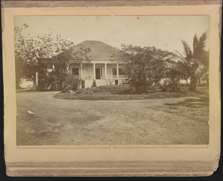 File:Hawaii album, p. 54, house LCCN2016651978.tif