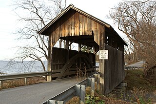 <span class="mw-page-title-main">Holmes Creek Covered Bridge</span> Bridge in Charlotte, Vermont