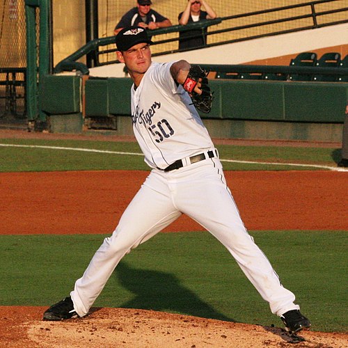 Turner pitching for the Lakeland Flying Tigers in 2012