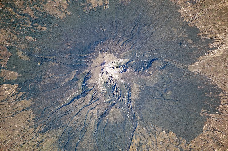 File:ISS-37 La Malinche Volcano, Mexico.jpg