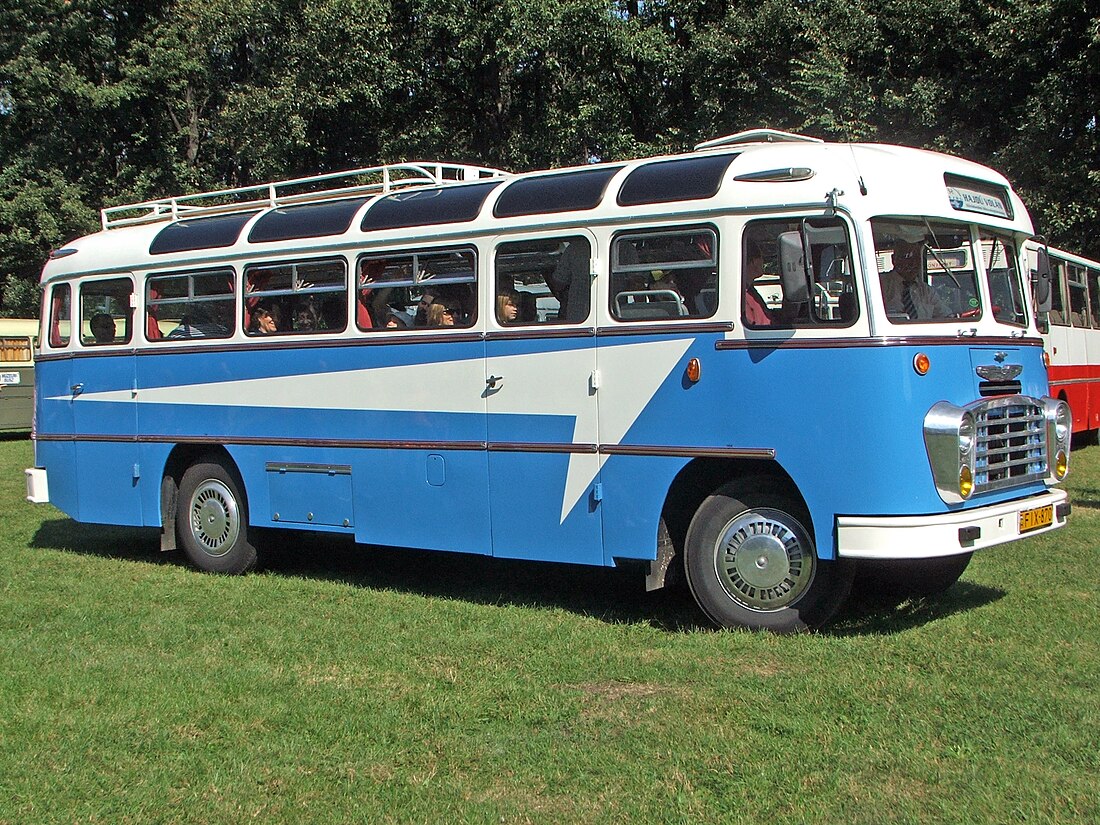 Ikarus 31