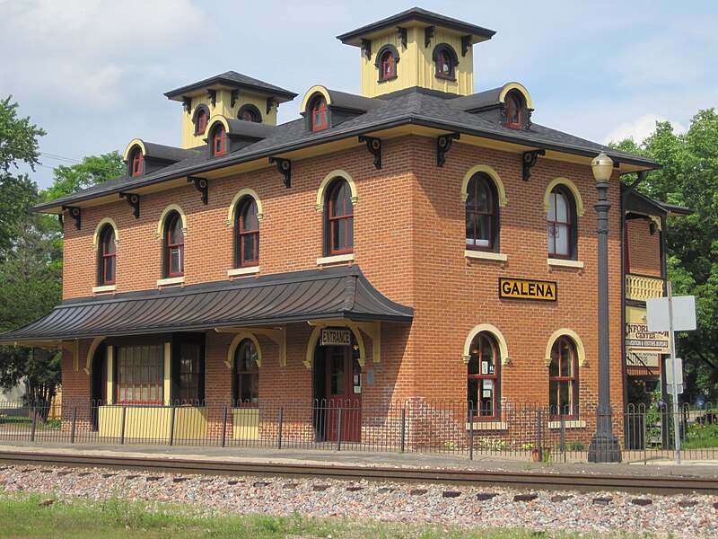 File:Illinois Central Railroad Depot (5999275584).jpg